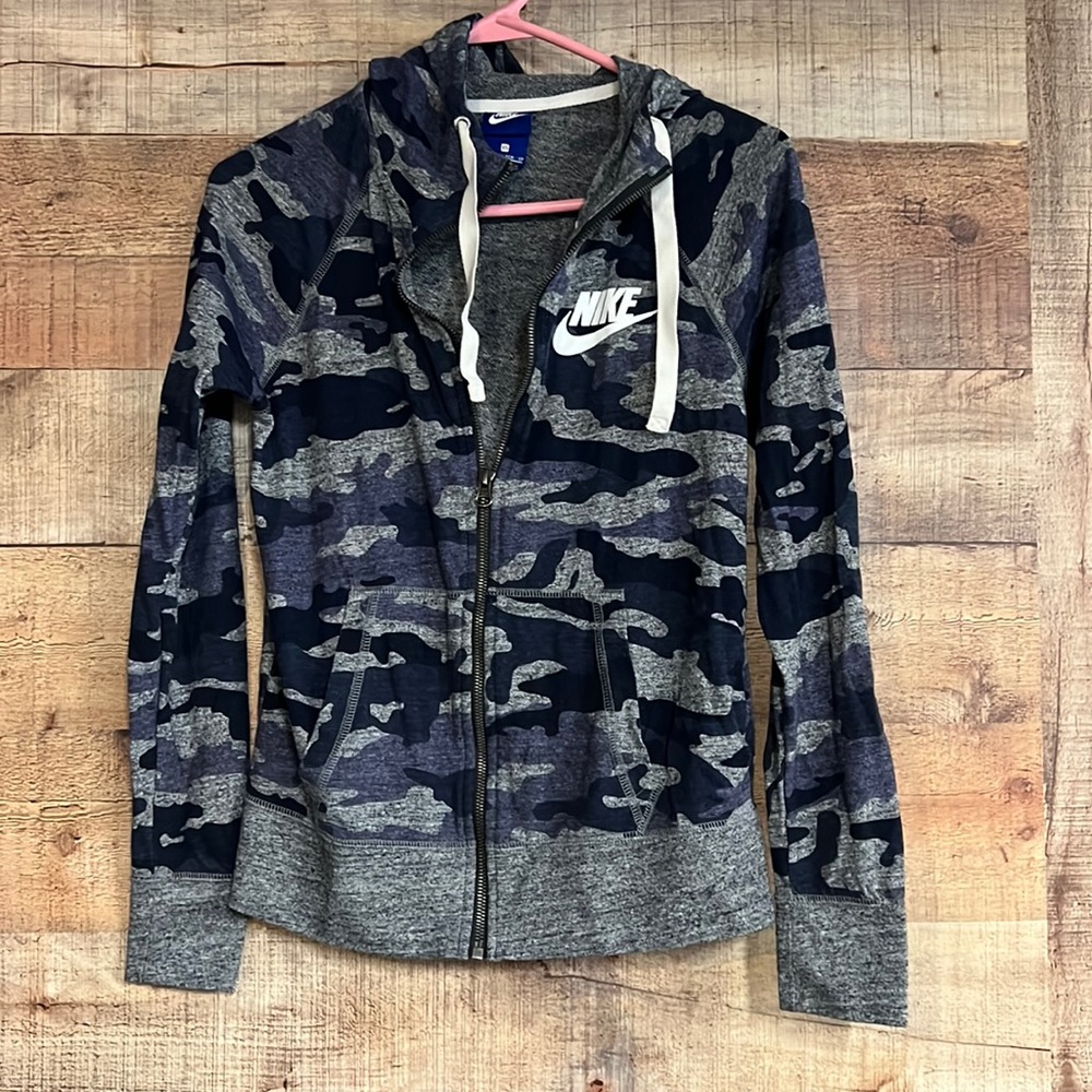 Nike zip up